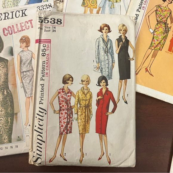 Lot of 6 Vintage 1960's Women's Sewing Patterns Size 14 - Picture 3 of 8
